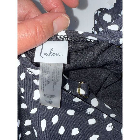 Leilani One Piece Swimsuit Black Adjustable Straps Flattering V Neck Bra‎ Cup 10 - Picture 13 of 13